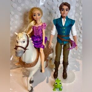 DISNEY TANGLED RAPUNZEL Doll Set with FLYNN RYDER, MAXIMUS, & PASCAL